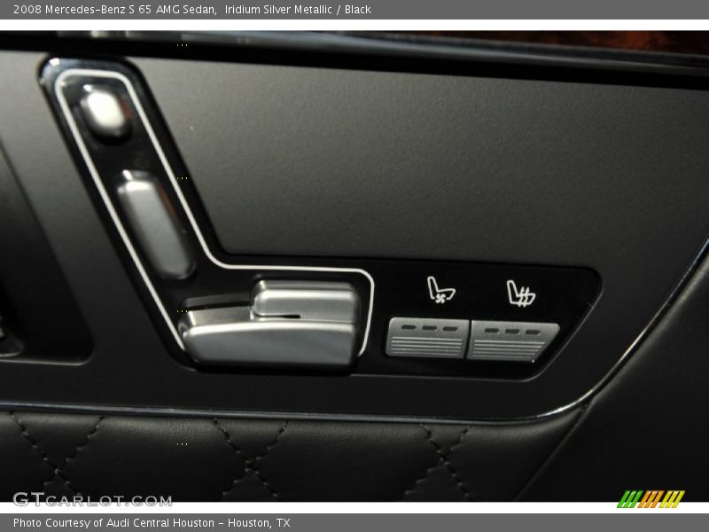 Controls of 2008 S 65 AMG Sedan