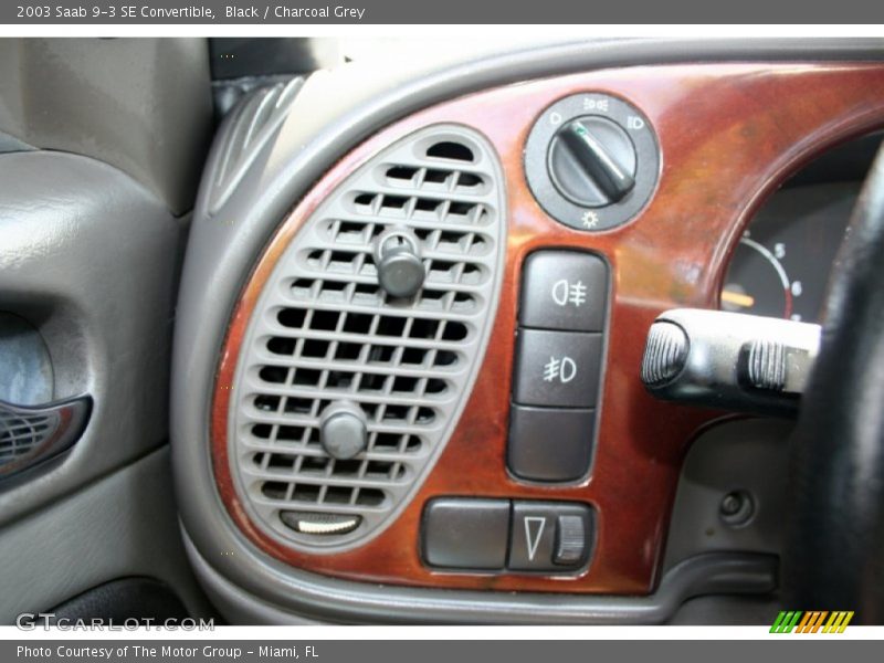 Black / Charcoal Grey 2003 Saab 9-3 SE Convertible