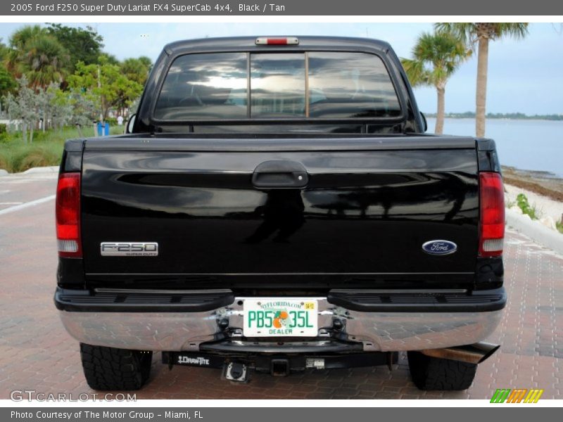 Black / Tan 2005 Ford F250 Super Duty Lariat FX4 SuperCab 4x4