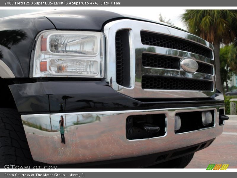 Black / Tan 2005 Ford F250 Super Duty Lariat FX4 SuperCab 4x4