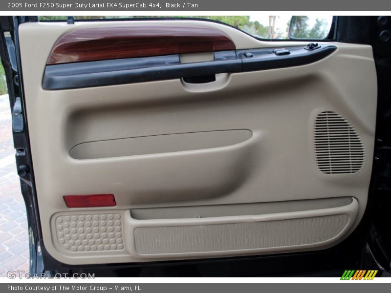 Black / Tan 2005 Ford F250 Super Duty Lariat FX4 SuperCab 4x4