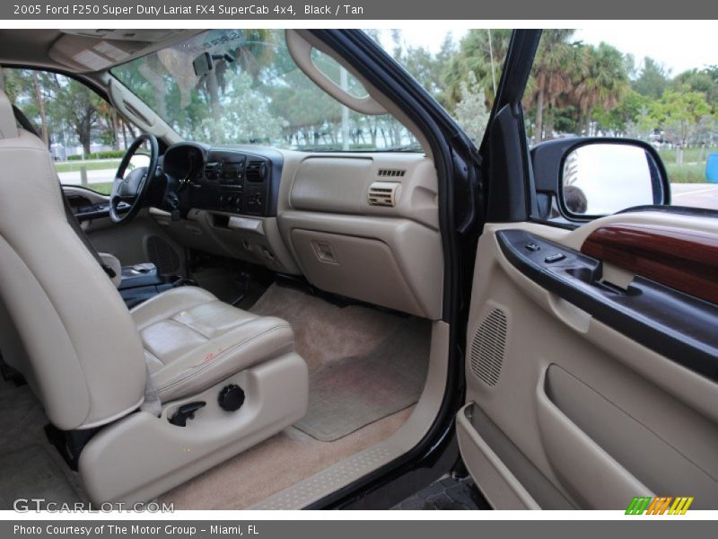 Black / Tan 2005 Ford F250 Super Duty Lariat FX4 SuperCab 4x4