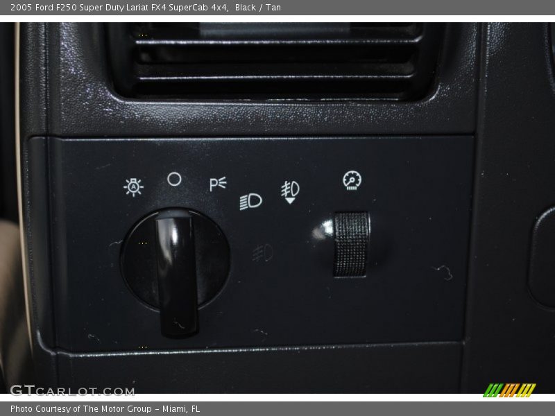 Black / Tan 2005 Ford F250 Super Duty Lariat FX4 SuperCab 4x4