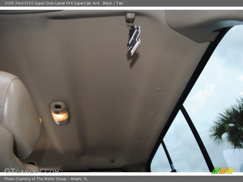 Black / Tan 2005 Ford F250 Super Duty Lariat FX4 SuperCab 4x4