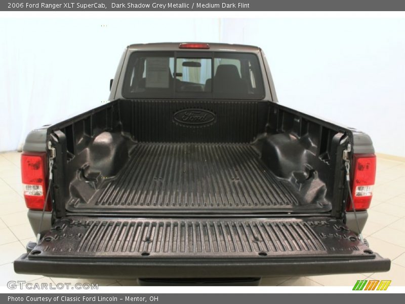  2006 Ranger XLT SuperCab Trunk