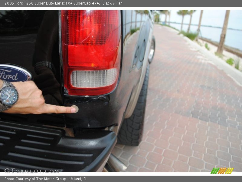 Black / Tan 2005 Ford F250 Super Duty Lariat FX4 SuperCab 4x4