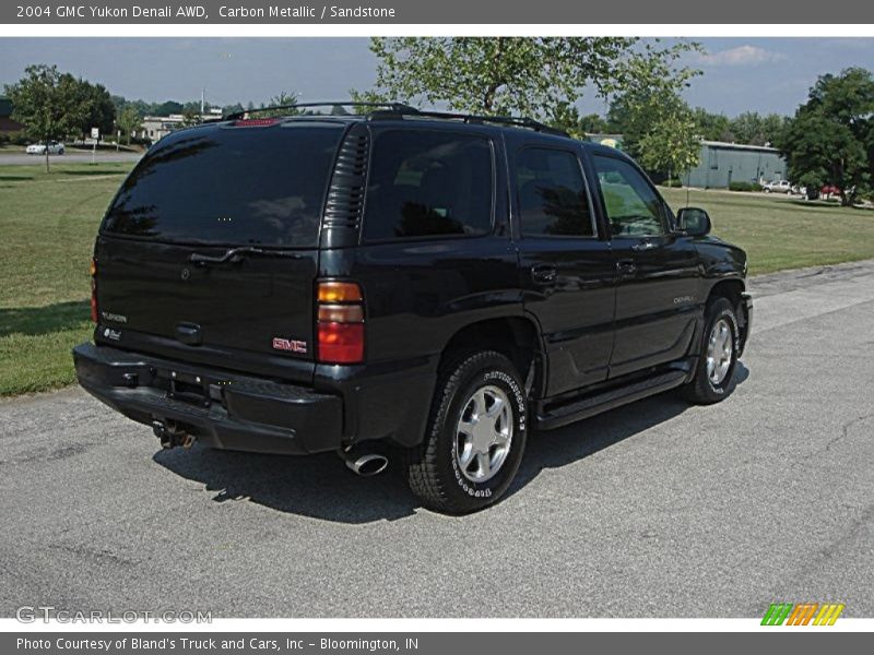 Carbon Metallic / Sandstone 2004 GMC Yukon Denali AWD