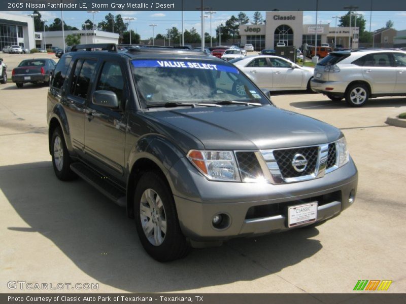 Storm Gray Metallic / Desert 2005 Nissan Pathfinder LE