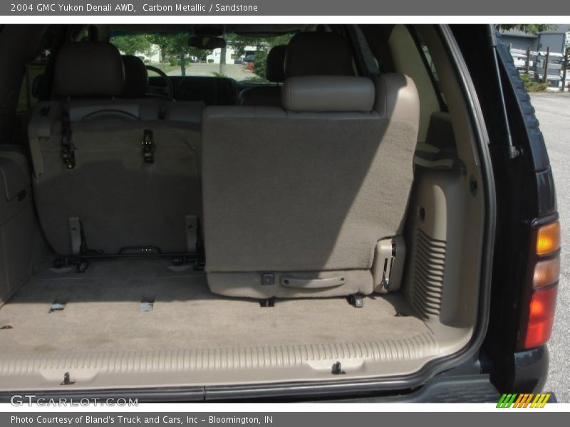 Carbon Metallic / Sandstone 2004 GMC Yukon Denali AWD