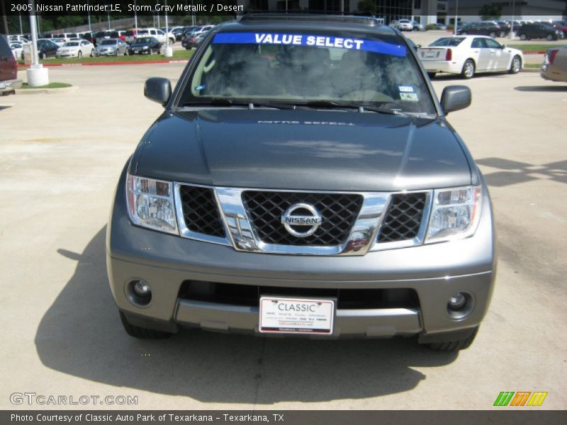 Storm Gray Metallic / Desert 2005 Nissan Pathfinder LE