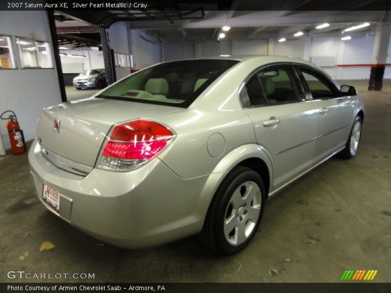 Silver Pearl Metallic / Gray 2007 Saturn Aura XE
