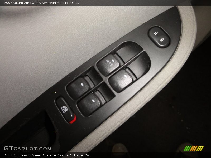 Silver Pearl Metallic / Gray 2007 Saturn Aura XE