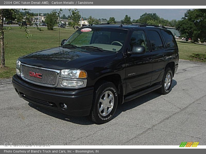Carbon Metallic / Sandstone 2004 GMC Yukon Denali AWD