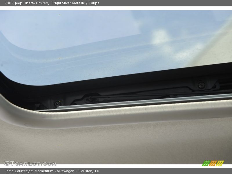 Bright Silver Metallic / Taupe 2002 Jeep Liberty Limited