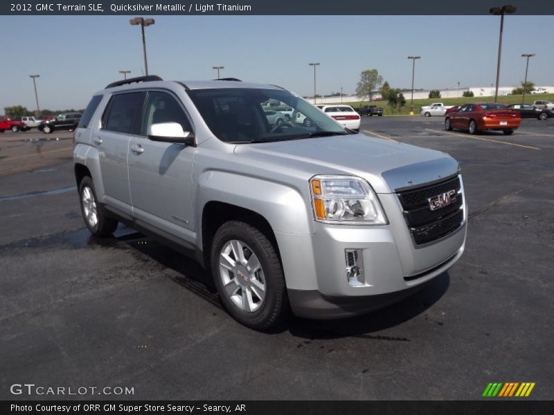 Front 3/4 View of 2012 Terrain SLE