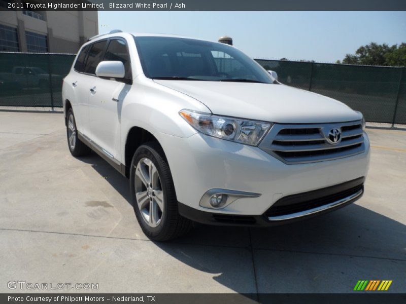 Blizzard White Pearl / Ash 2011 Toyota Highlander Limited