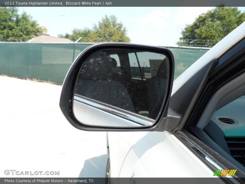 Blizzard White Pearl / Ash 2011 Toyota Highlander Limited