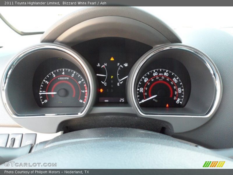 Blizzard White Pearl / Ash 2011 Toyota Highlander Limited