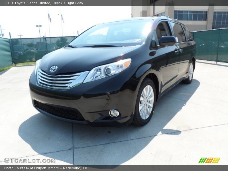 Black / Light Gray 2011 Toyota Sienna Limited