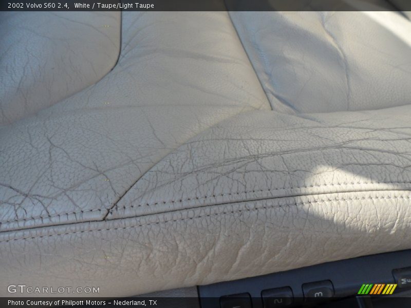 White / Taupe/Light Taupe 2002 Volvo S60 2.4