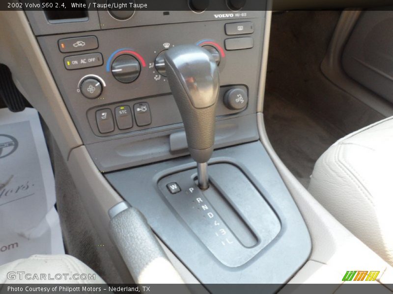 White / Taupe/Light Taupe 2002 Volvo S60 2.4
