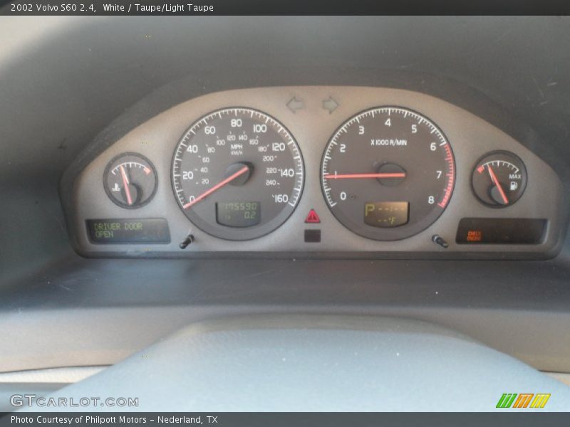 White / Taupe/Light Taupe 2002 Volvo S60 2.4