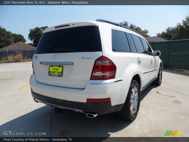 Alabaster White / Macadamia 2007 Mercedes-Benz GL 450