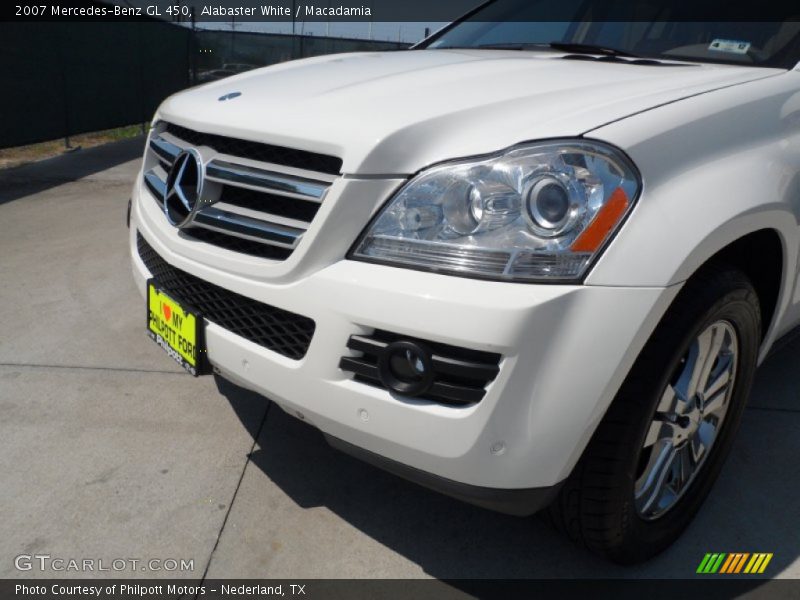 Alabaster White / Macadamia 2007 Mercedes-Benz GL 450