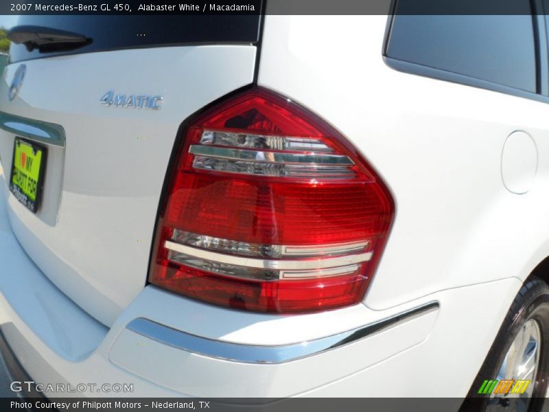 Alabaster White / Macadamia 2007 Mercedes-Benz GL 450