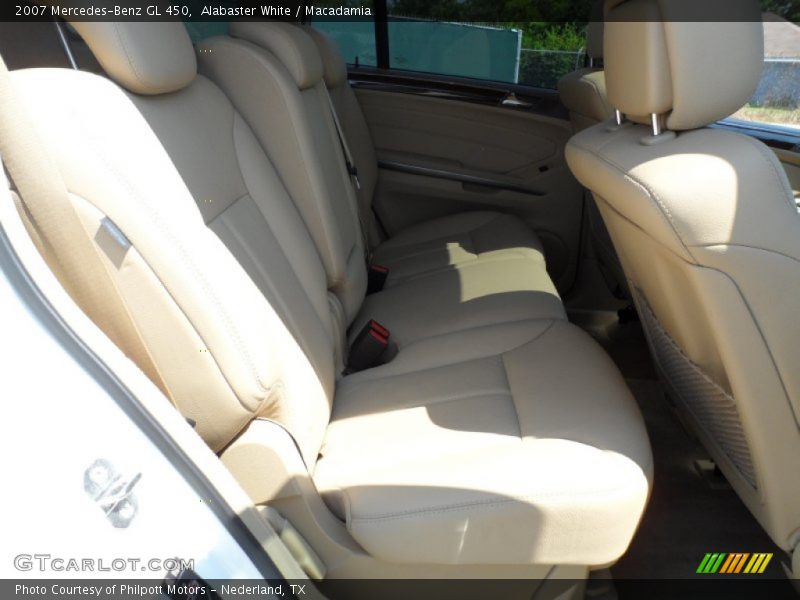 Alabaster White / Macadamia 2007 Mercedes-Benz GL 450
