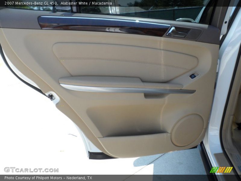 Alabaster White / Macadamia 2007 Mercedes-Benz GL 450