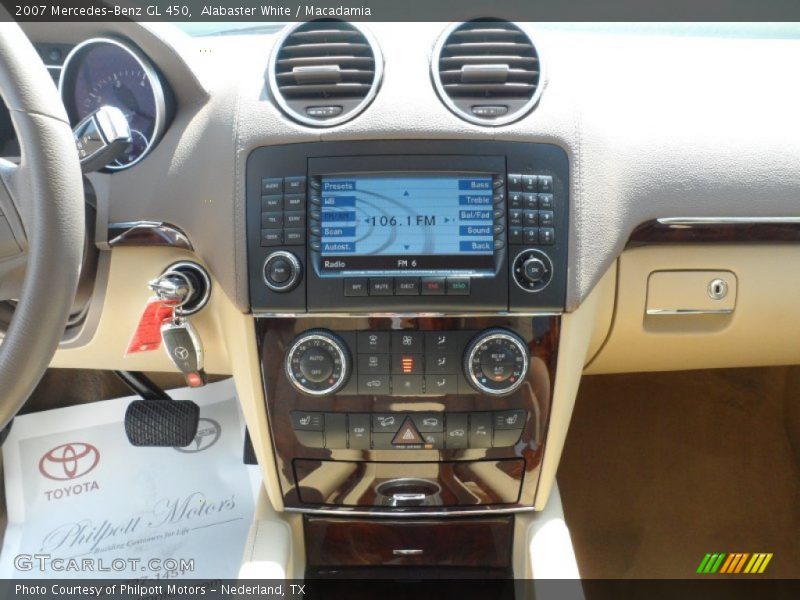 Alabaster White / Macadamia 2007 Mercedes-Benz GL 450