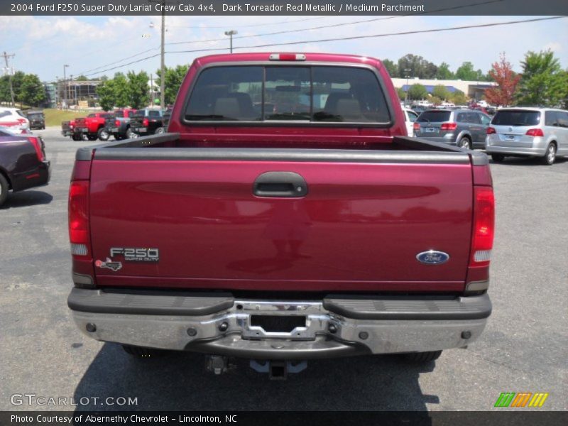 Dark Toreador Red Metallic / Medium Parchment 2004 Ford F250 Super Duty Lariat Crew Cab 4x4