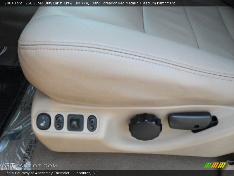 Dark Toreador Red Metallic / Medium Parchment 2004 Ford F250 Super Duty Lariat Crew Cab 4x4