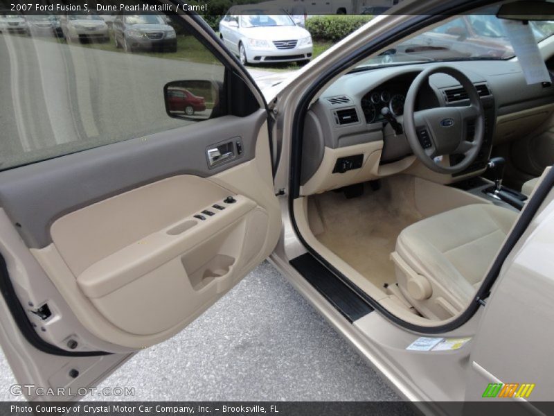 Dune Pearl Metallic / Camel 2007 Ford Fusion S