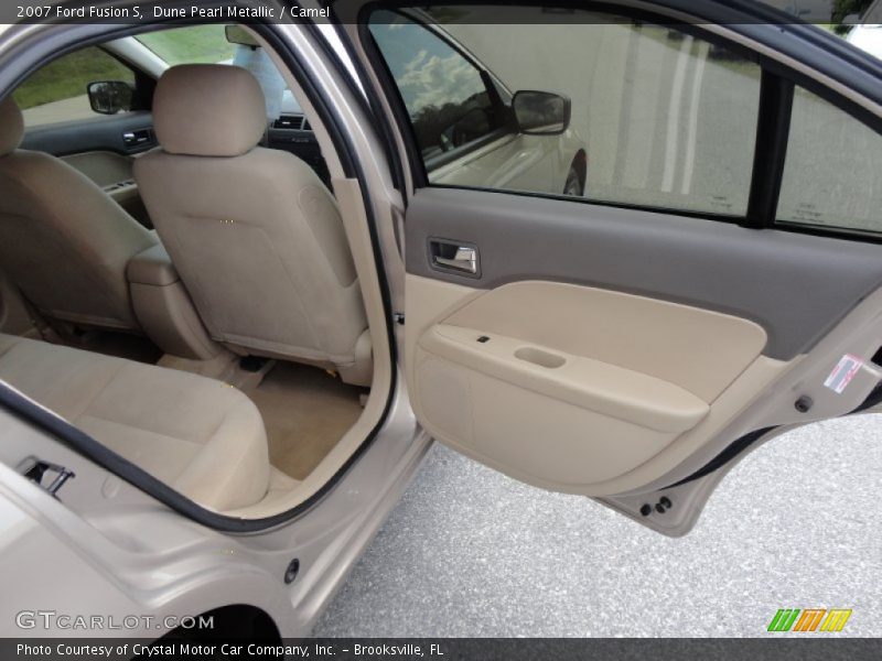 Dune Pearl Metallic / Camel 2007 Ford Fusion S