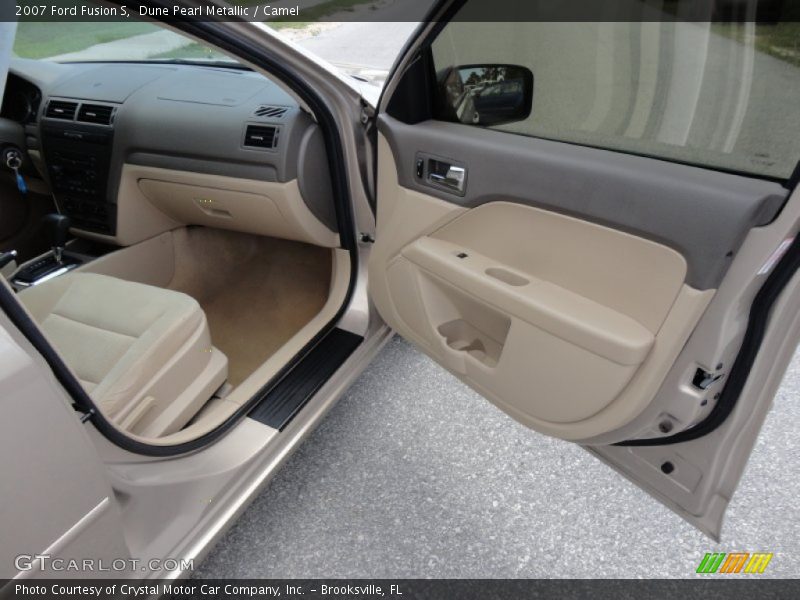 Dune Pearl Metallic / Camel 2007 Ford Fusion S