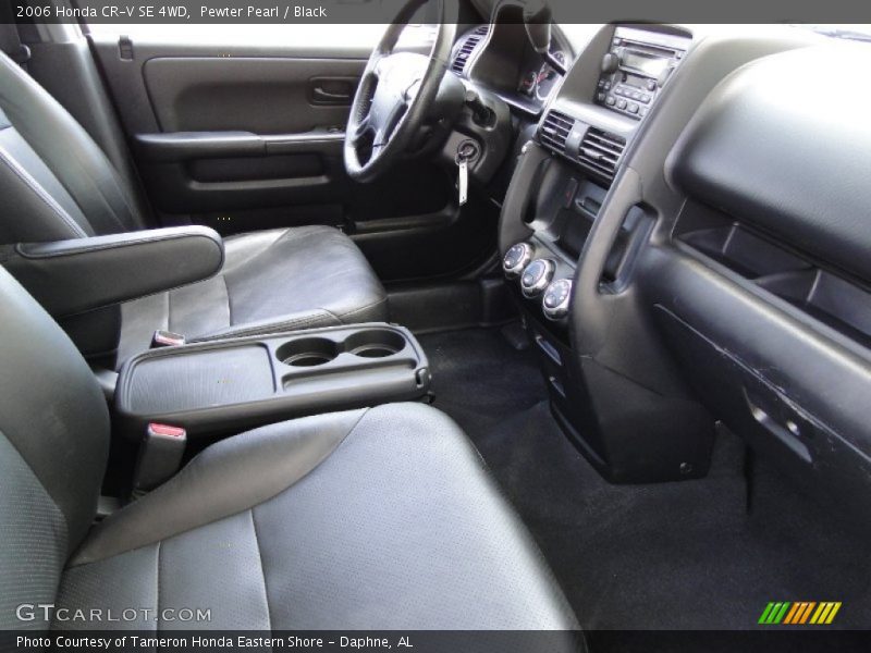 Pewter Pearl / Black 2006 Honda CR-V SE 4WD