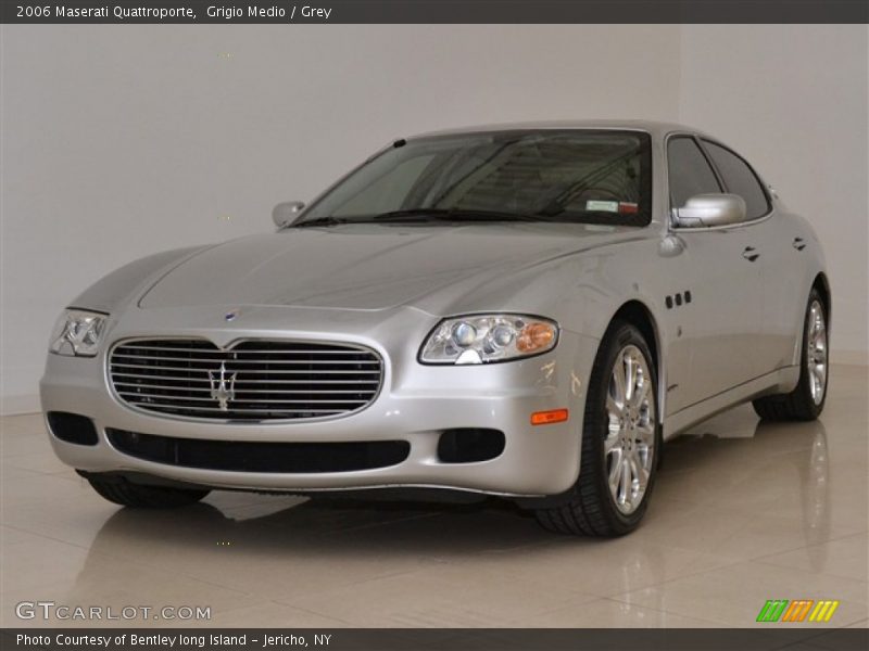 Grigio Medio / Grey 2006 Maserati Quattroporte