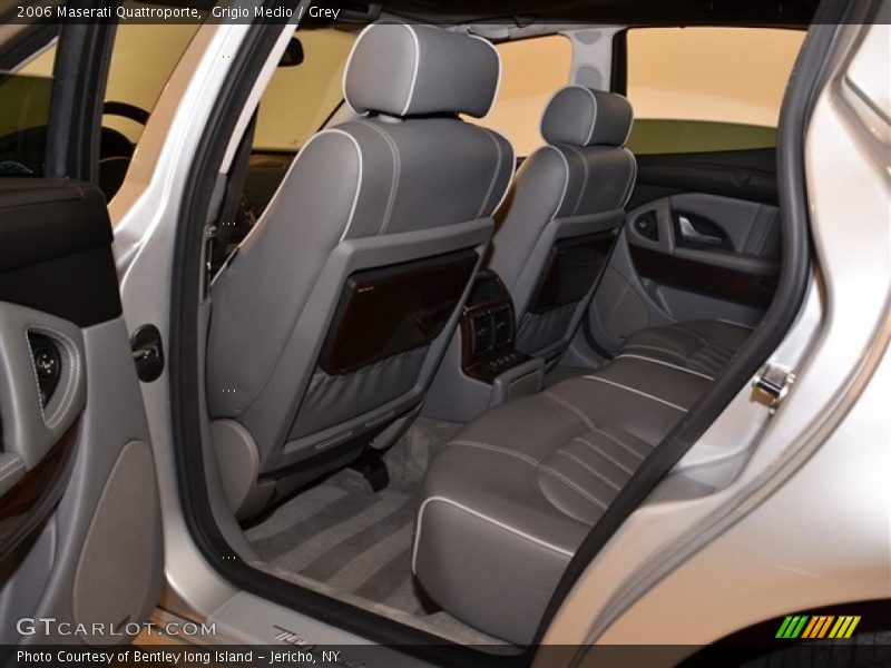 Grigio Medio / Grey 2006 Maserati Quattroporte