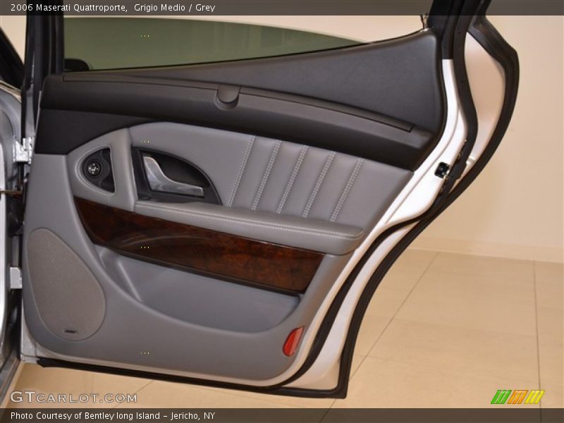 Grigio Medio / Grey 2006 Maserati Quattroporte