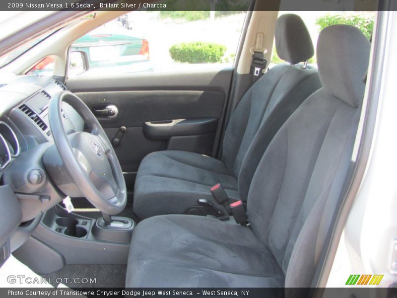 Brillant Silver / Charcoal 2009 Nissan Versa 1.6 Sedan