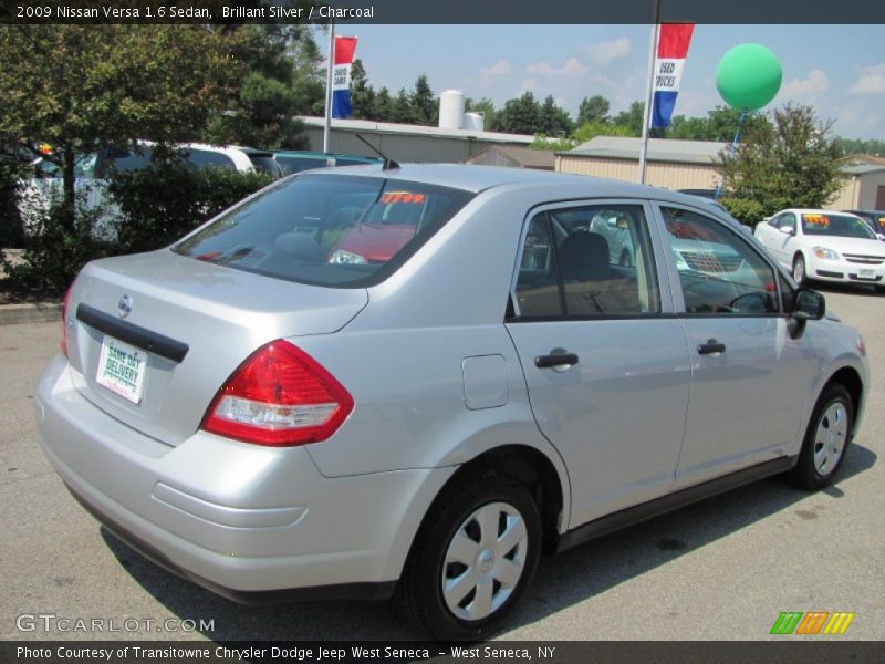 Brillant Silver / Charcoal 2009 Nissan Versa 1.6 Sedan
