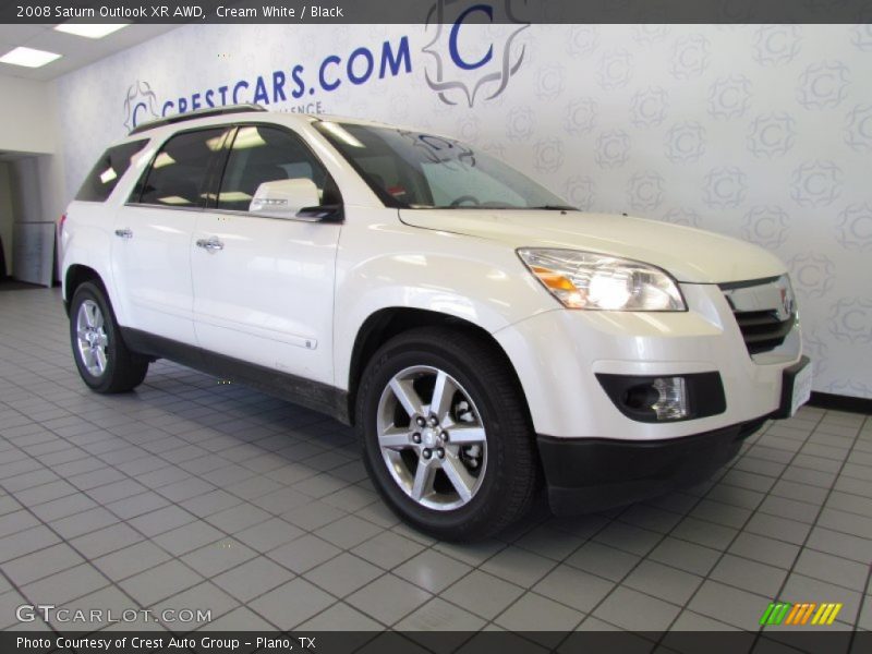 Cream White / Black 2008 Saturn Outlook XR AWD