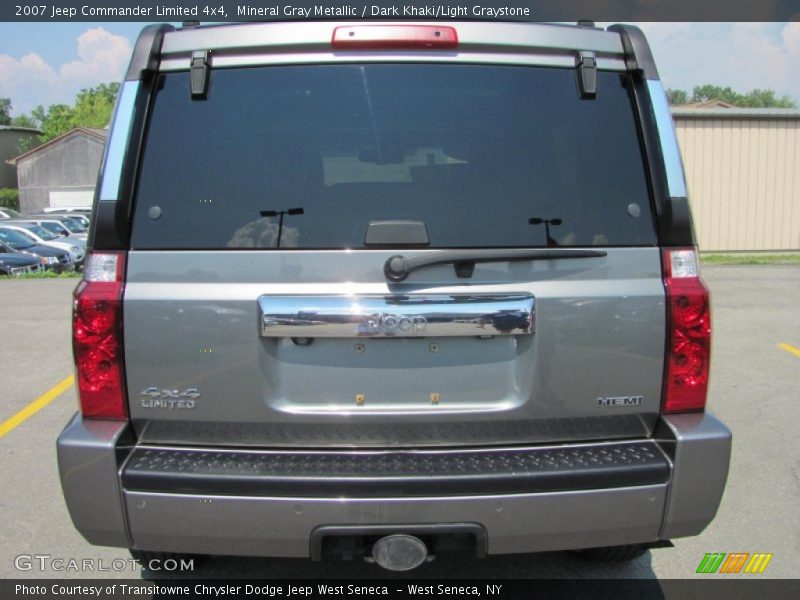 Mineral Gray Metallic / Dark Khaki/Light Graystone 2007 Jeep Commander Limited 4x4
