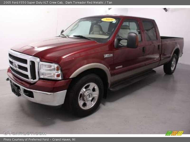 Dark Toreador Red Metallic / Tan 2005 Ford F350 Super Duty XLT Crew Cab