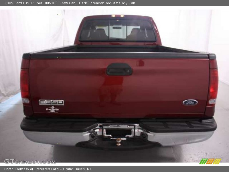 Dark Toreador Red Metallic / Tan 2005 Ford F350 Super Duty XLT Crew Cab