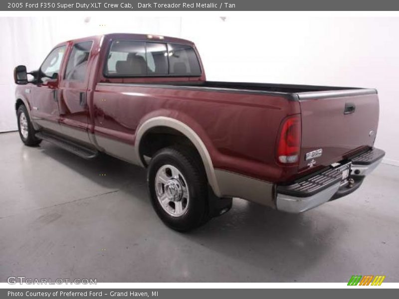 Dark Toreador Red Metallic / Tan 2005 Ford F350 Super Duty XLT Crew Cab