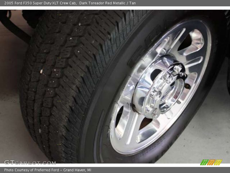 Dark Toreador Red Metallic / Tan 2005 Ford F350 Super Duty XLT Crew Cab