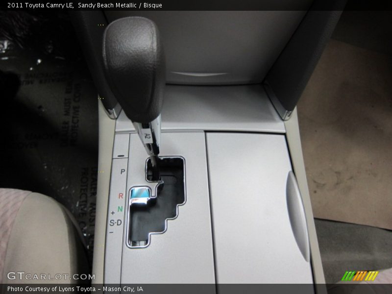 Sandy Beach Metallic / Bisque 2011 Toyota Camry LE